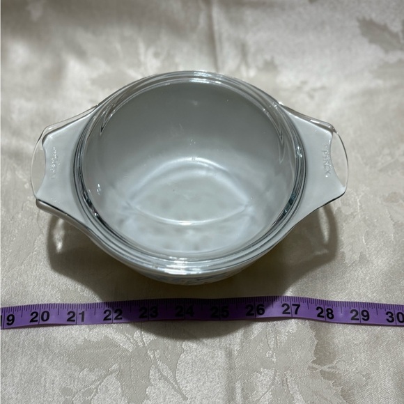 Vintage Pyrex White and Blue Floral Casserole Dish - Picture 2 of 10